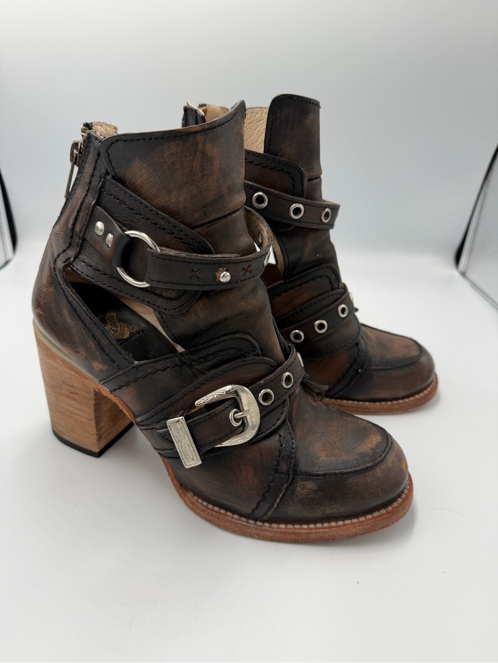 Freebird Sonoma Women's 8 Distressed Leather Harness Cutout Ankle Boots Heels